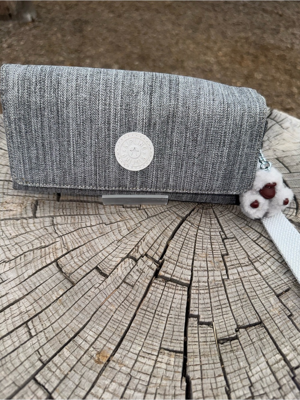 Kipling Gray canvas wallet